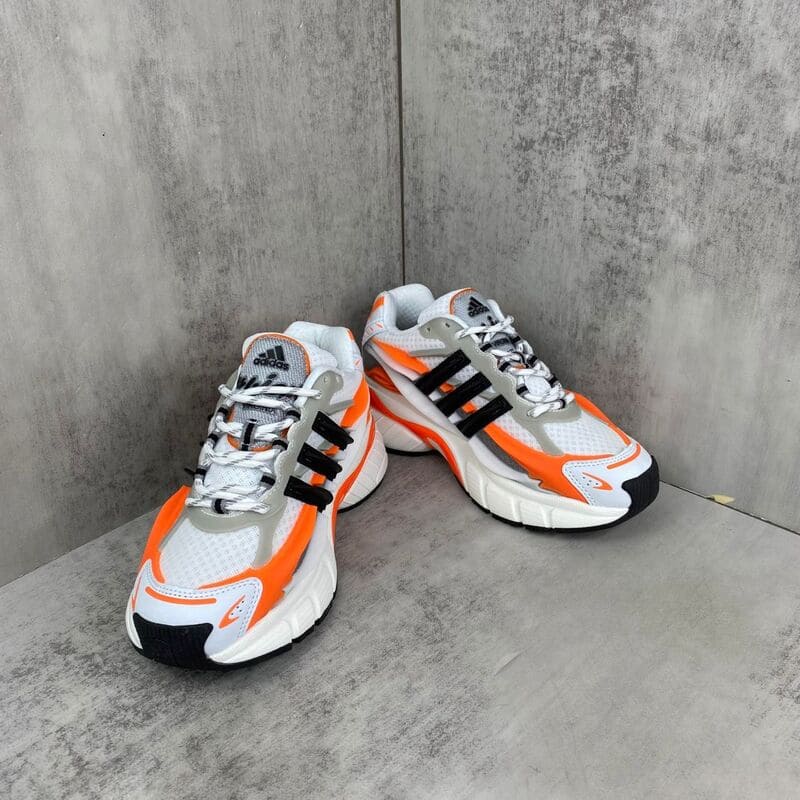 Pharrell Williams x Adidas Adistar Jellyfish Focus Olive Orange