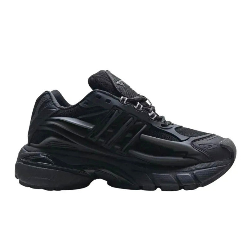 Pharrell Williams x Adidas Adistar Jellyfish Triple Black