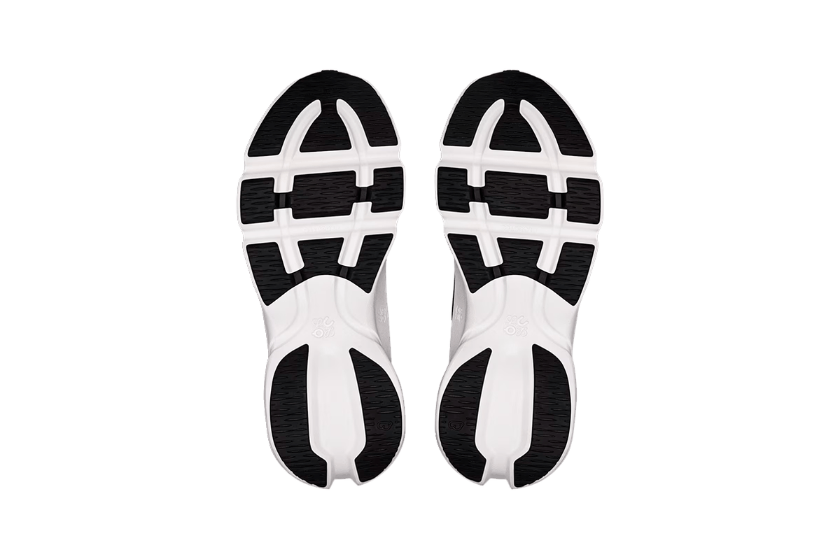 Tênis On Running Cloudsolo Loewe Black/White Preto