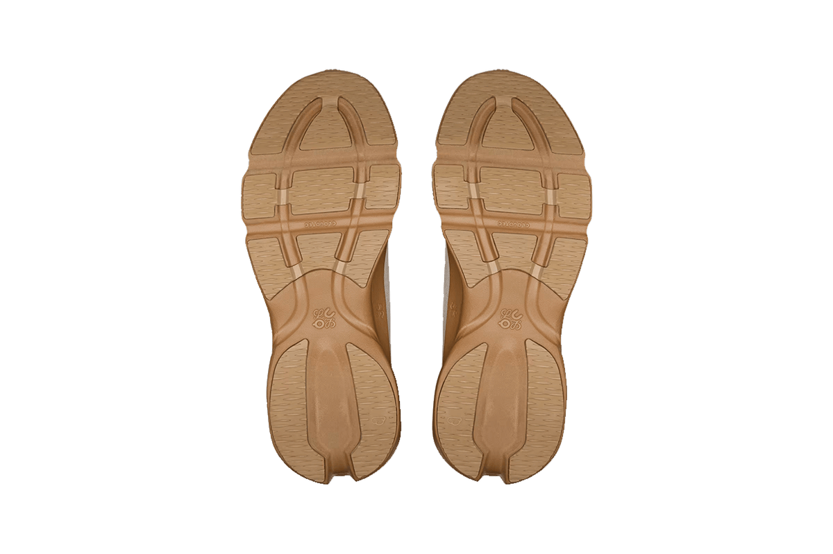 Tênis On Running Cloudsolo Loewe Dark Sand Cream Bege